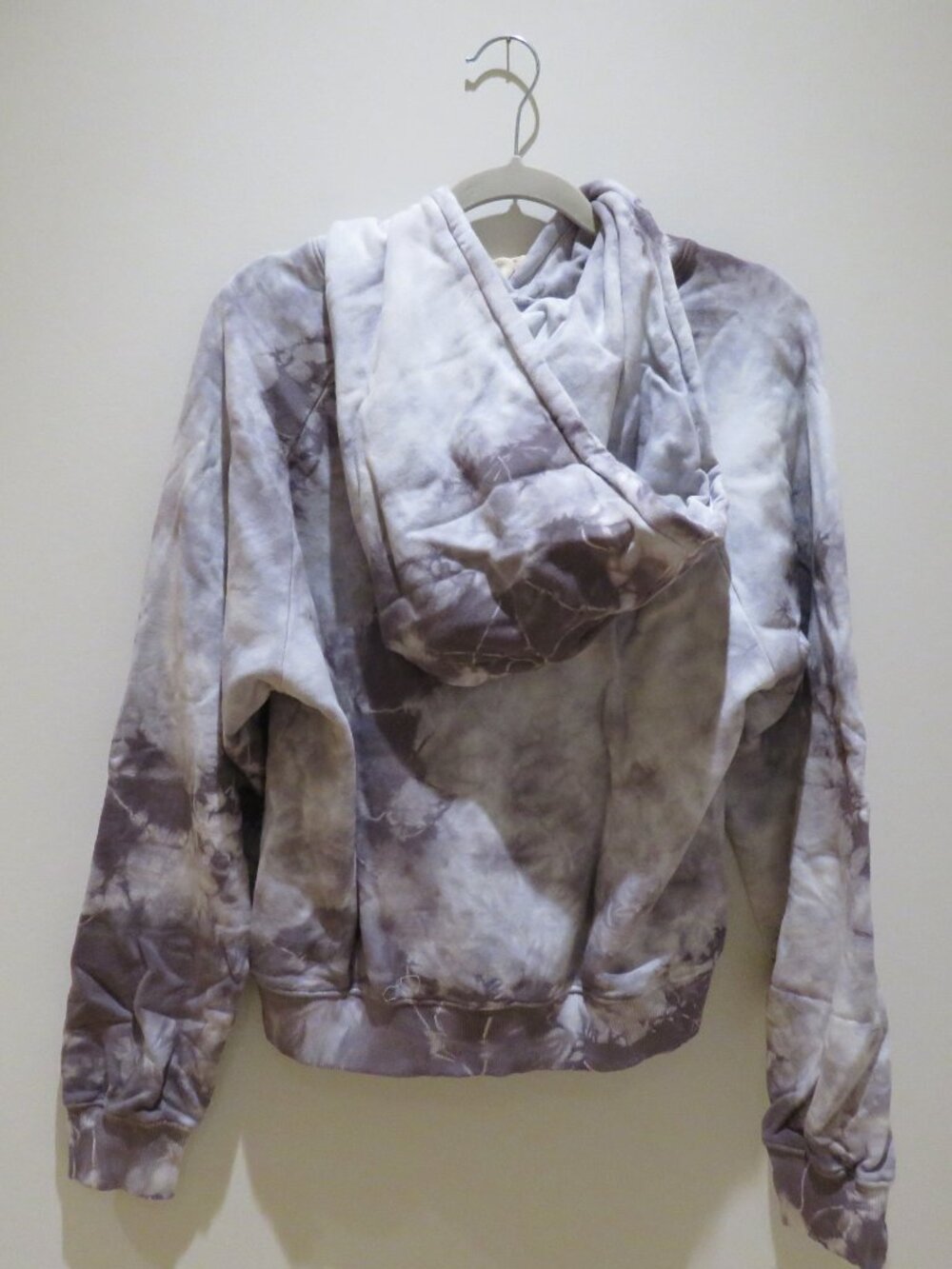 WARM X BANDIER Tie Dye Hoodie Sweatshirt Purple Medium Casual Travel Comfy - Picture 9 of 11